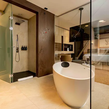 Hotell Kronwell 4*